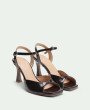 Takt Brown Rugan
