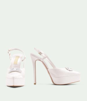 Carmielle White Saten