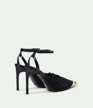 Aura Heels Black
