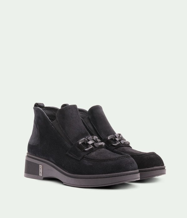 Ressavelle Black Suede
