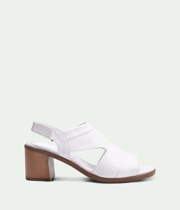 Zanira White