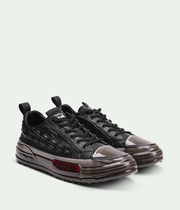 Laurentis Black