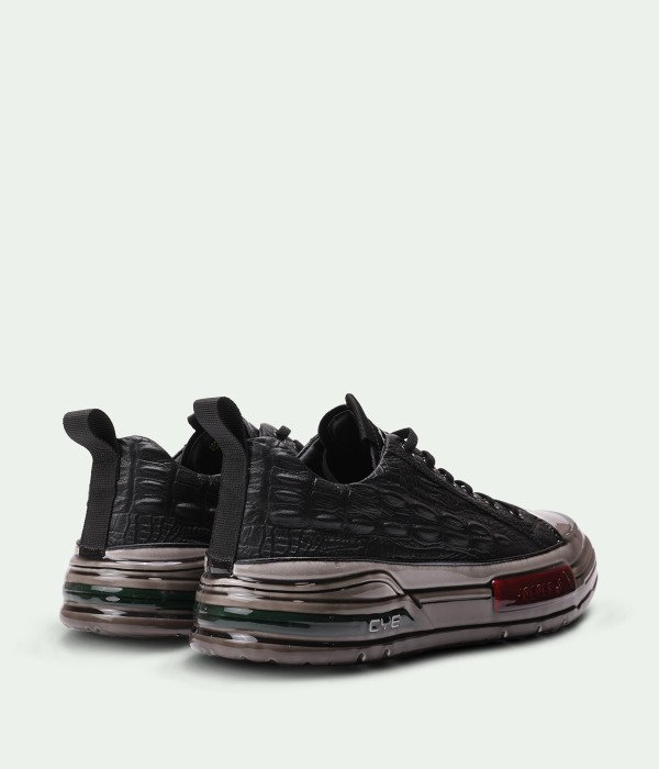 Laurentis Black
