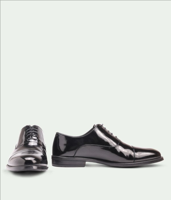 Ruxavio Pelaro Black Rugan