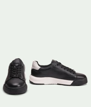 Astor Black