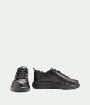 Arvessia Black Leather