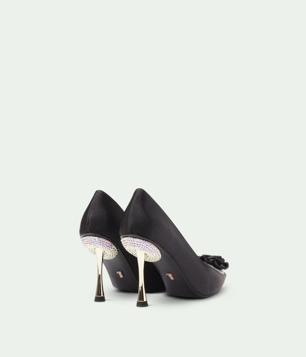 Vellorine Black Saten