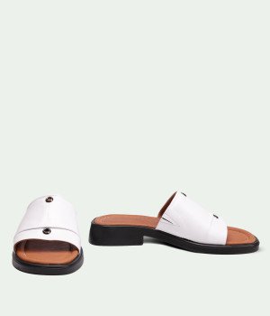 Avelia White