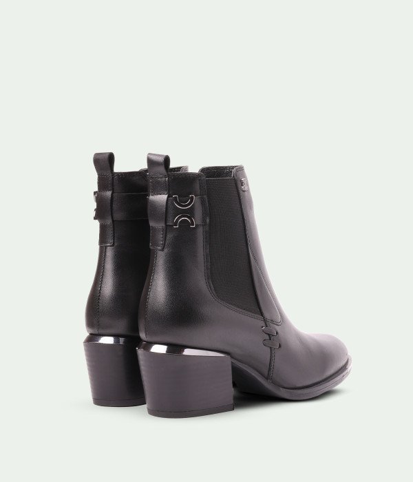 Fioralin Quavess Black