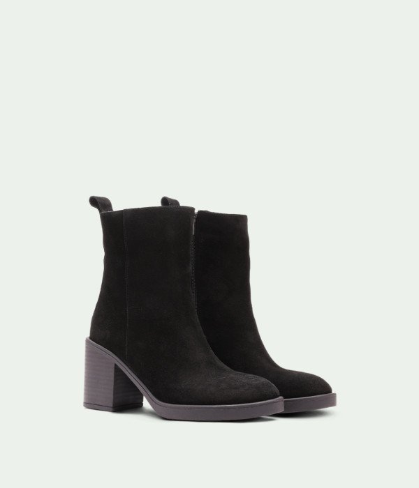 Rovessa Clay Black Rovessa Clay Black