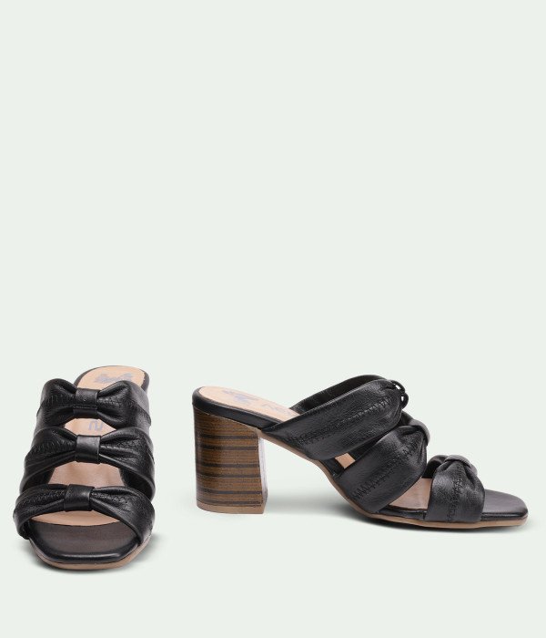 Sorelle Black