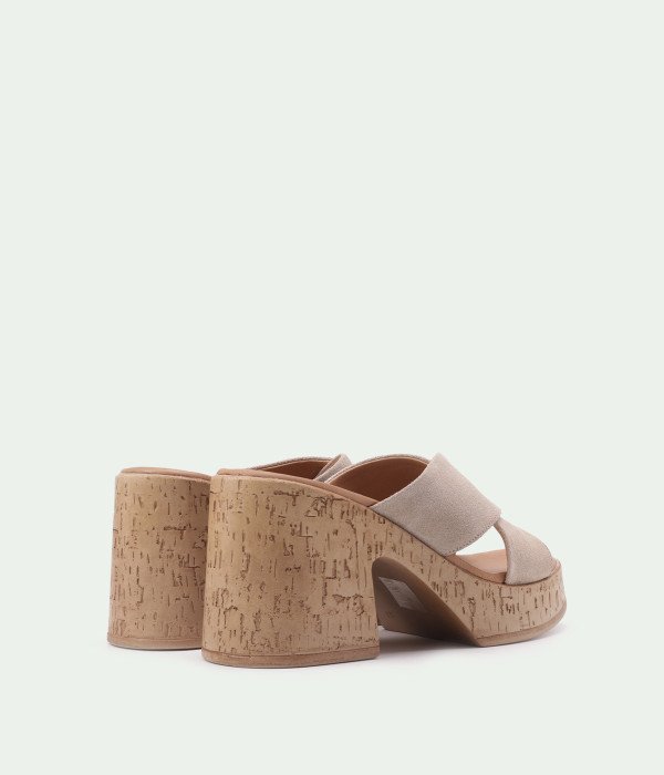 Elowyn Beige Suede