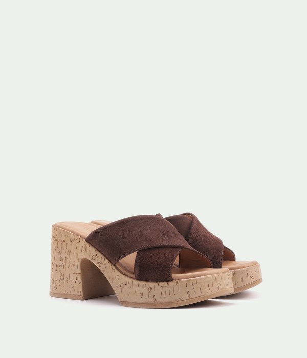 Elowyn Brown Suede