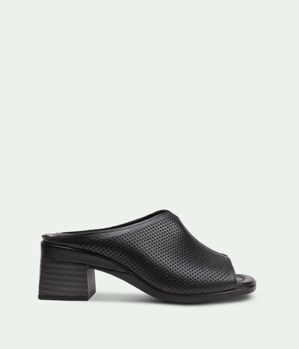 Maribelle Black