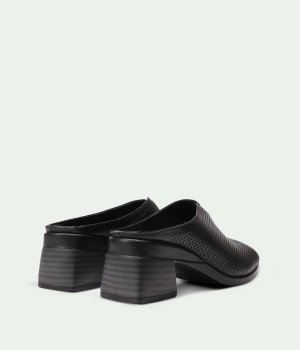Maribelle Black
