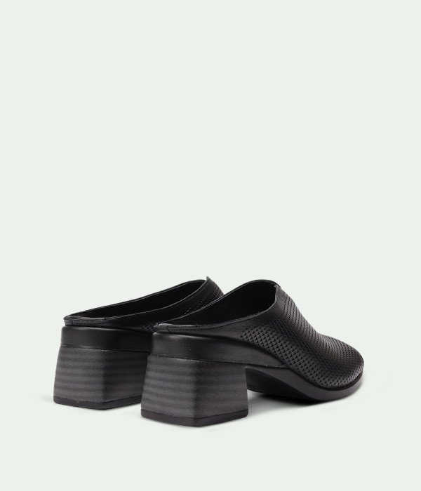 Maribelle Black