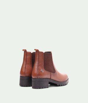 Clarisse Dorvalen Brown