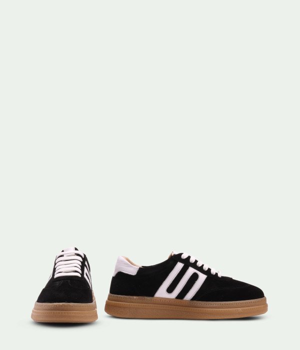 Arvelli Style Black Suede