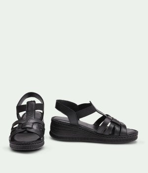 Arena Black