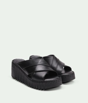 Roca Black