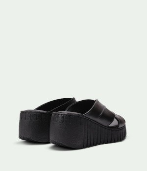 Roca Black