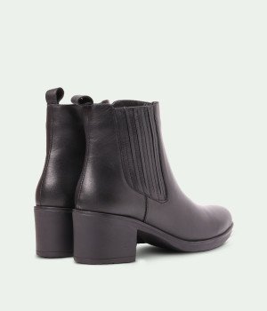 Vesparoné Lumess Black