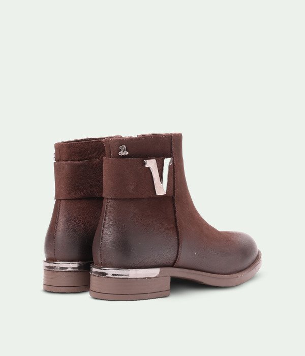 Valessio Drémont Brown