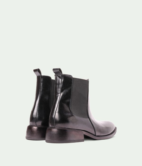 Xerelle Bellune Black