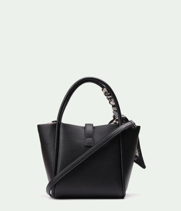 Zuri Black