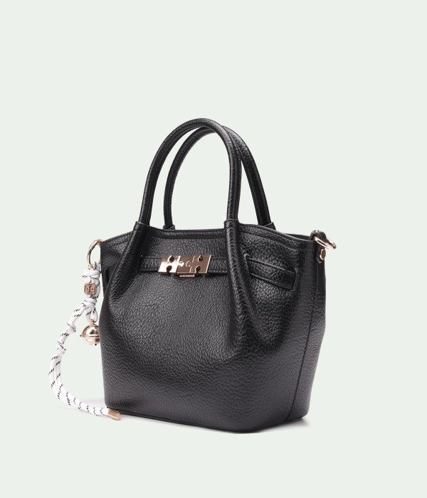 Solis Black