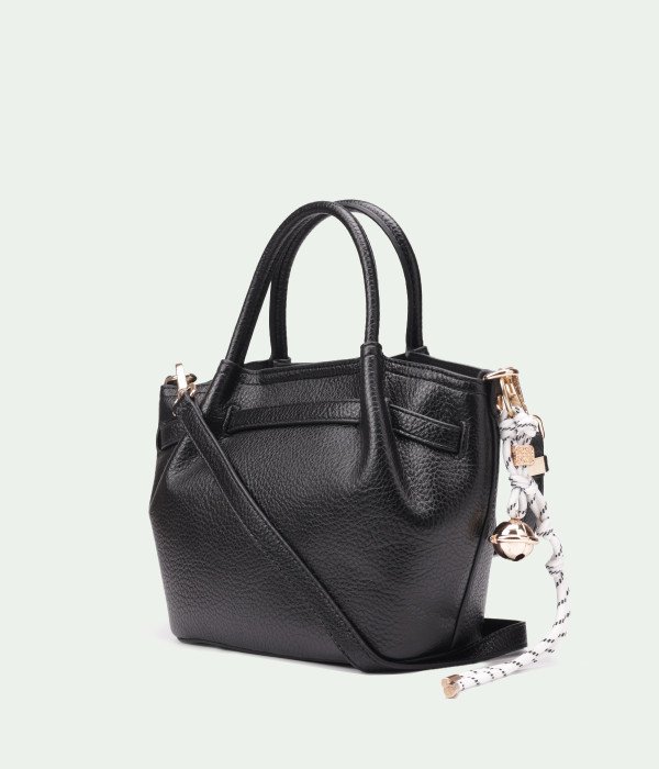 Solis Black