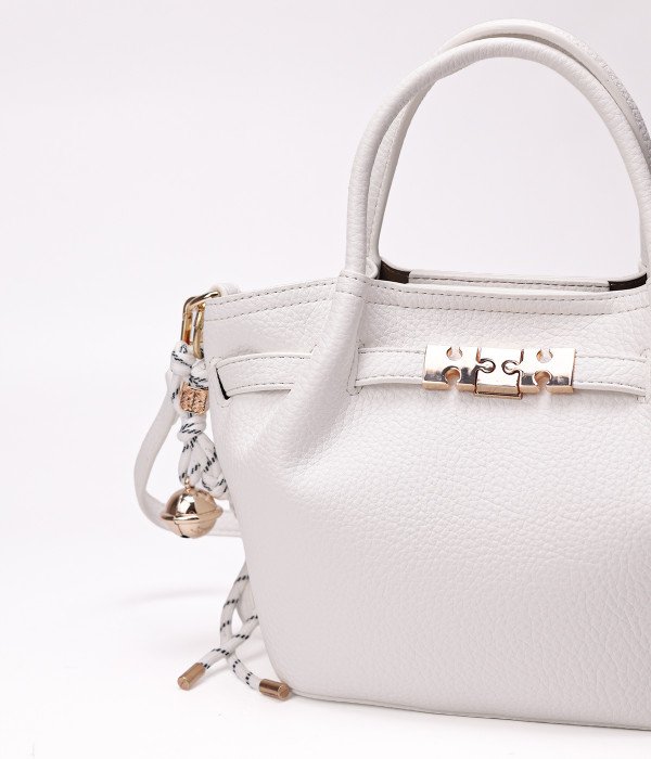 Solis White