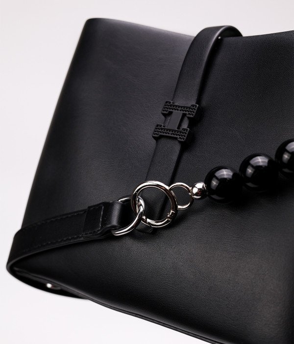 Mist Black