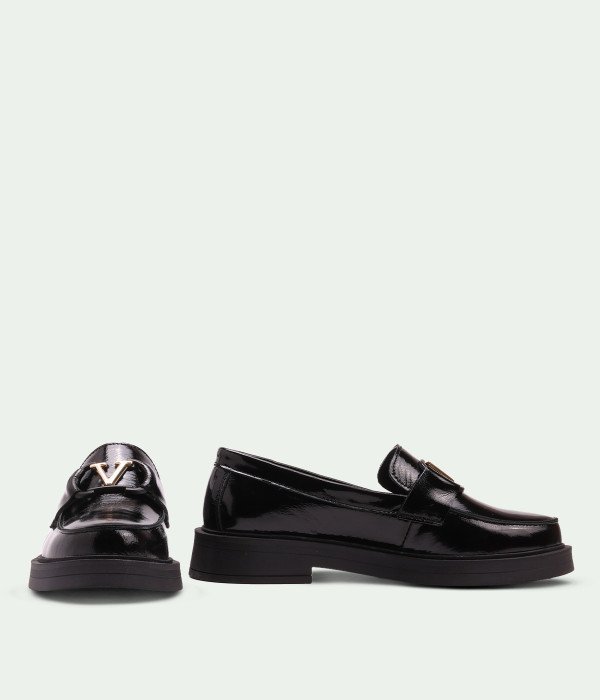 Cleara Pace Black Rugan Cleara Pace Black Rugan