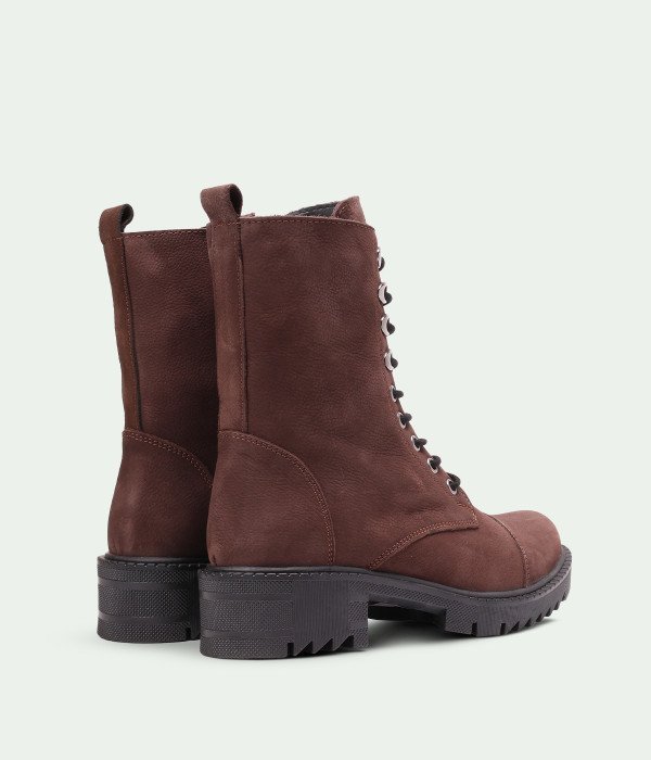 Amandelle Torvée Brown