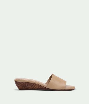 Eloriah Beige