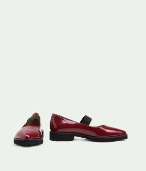 Dorvessa Quessia Burgundy