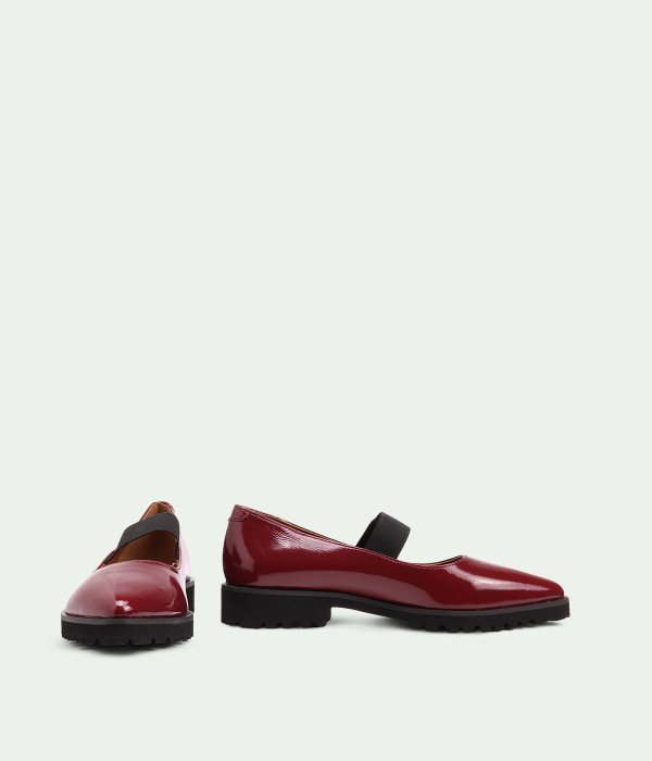 Dorvessa Quessia Burgundy