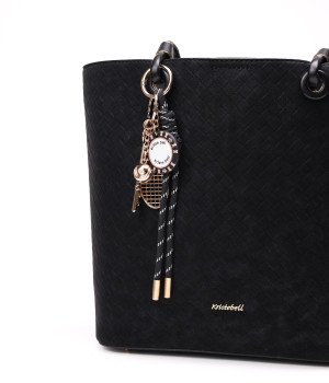 Finesse Black
