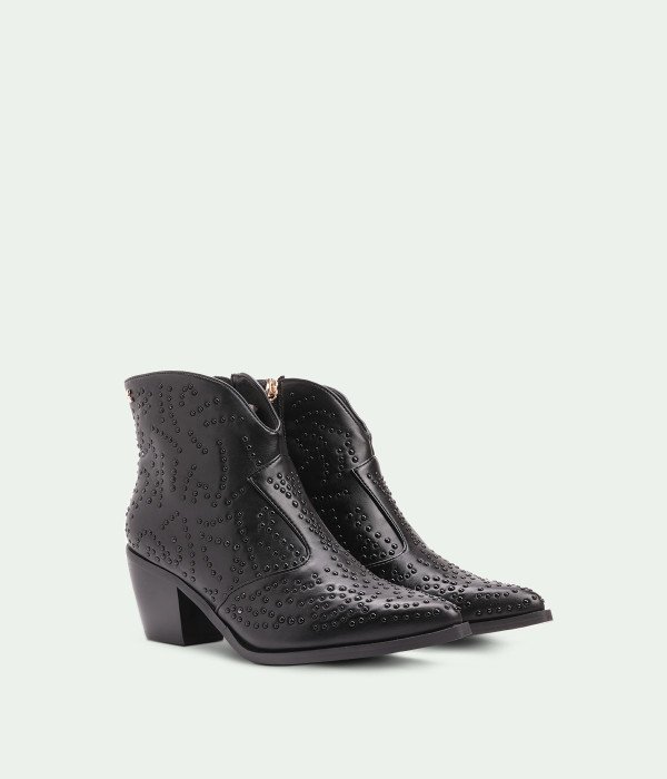 Carvesso Lunea Black