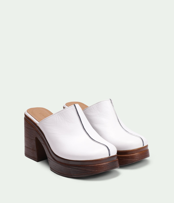 Korvella White