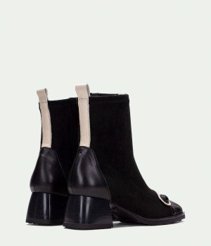 Contrast Charm Contrast Charm