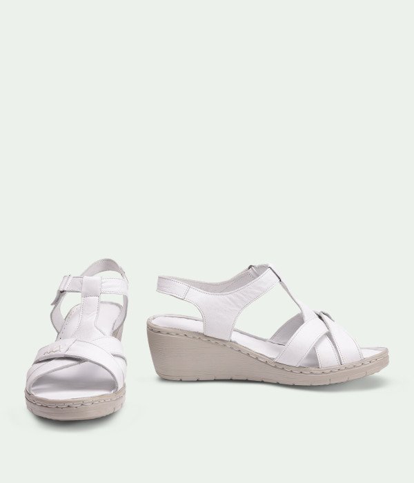Lure White