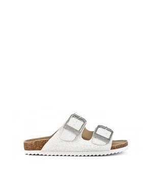 Chillax White