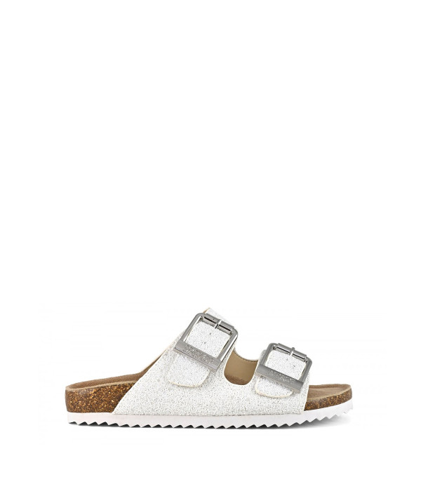 Chillax White
