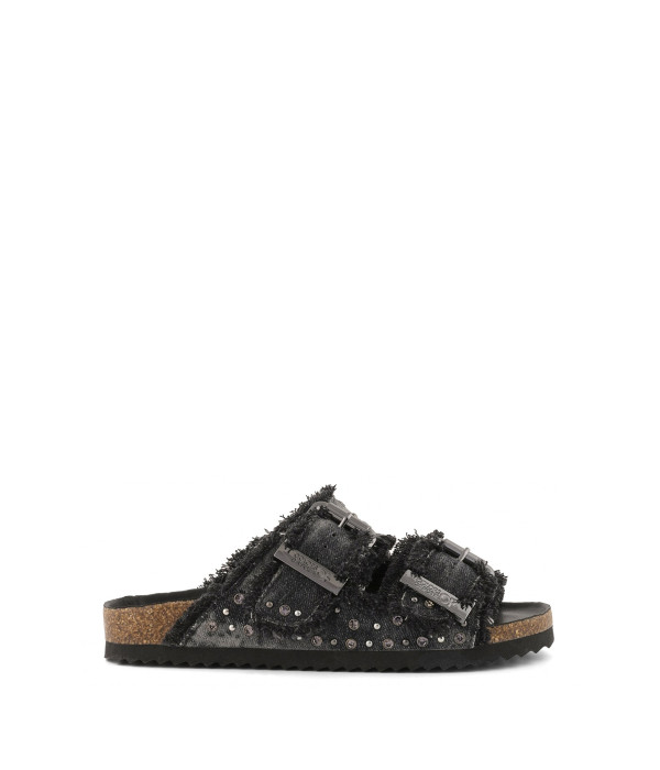 Cozy Black