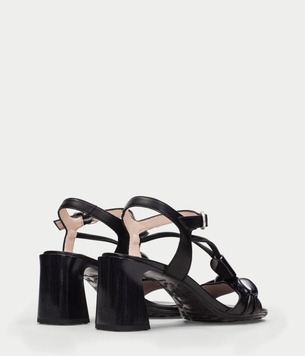 Cruz Black        