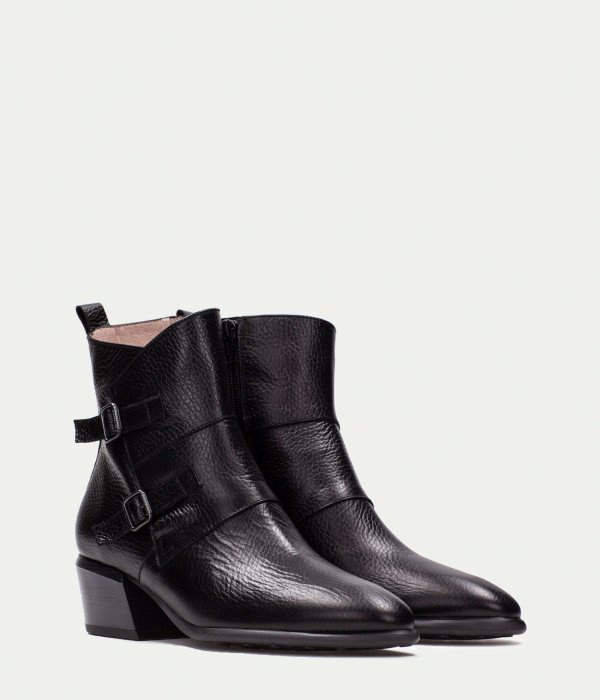 Calyron Impera Black