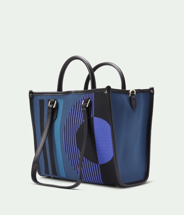 Lucia Blue